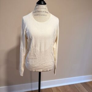 Torrid Disney Women's‎ Cream Mickey Mouse Cable Knit Lightweight Sweater Size 0